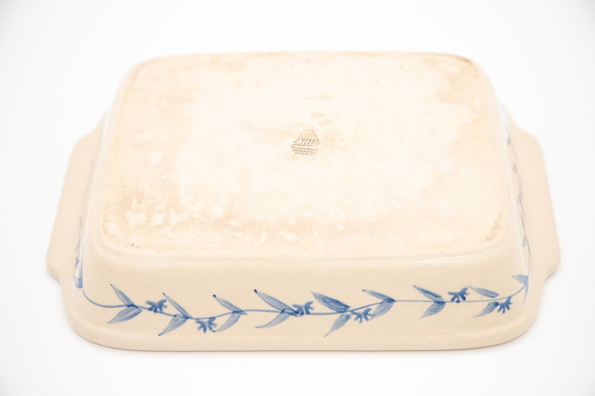 Vintage Nantucket Stoneware Blue Crab Casserole Dish